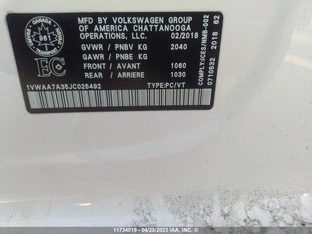 1VWAA7A35JC025492 Volkswagen Passat S/r-line