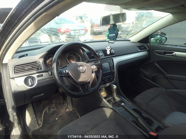 1VWAT7A30HC045475 Volkswagen Passat Trendline+