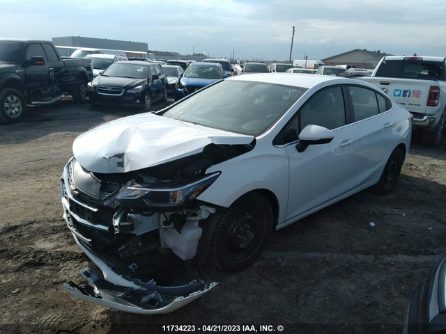 Chevrolet CRUZE LT 2018 1G1BE5SM1J7114565 Image 2