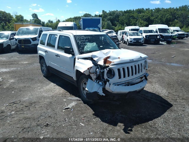 1C4NJPAA0ED833882 auction archive image