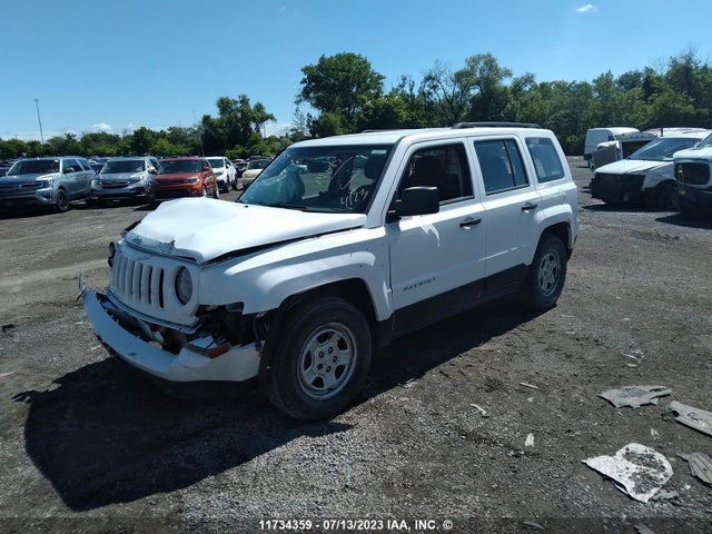 1C4NJPAA0ED833882 Jeep Patriot Sport