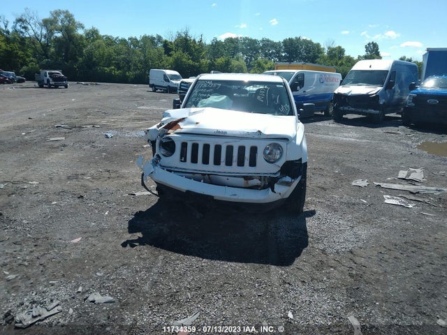 1C4NJPAA0ED833882 Jeep Patriot Sport
