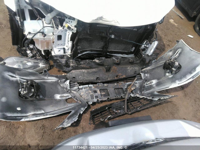 JTHKD5BH3G2277249 Lexus CT 200