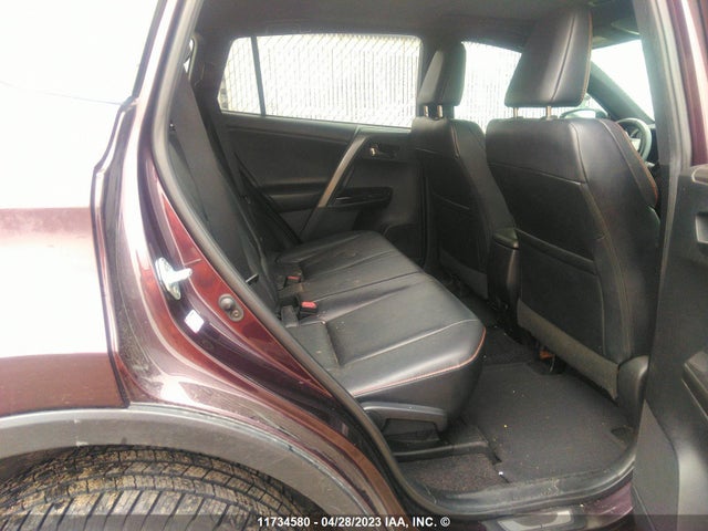 Toyota RAV4 SE 2018 2T3JFREV4JW784837 Image 9