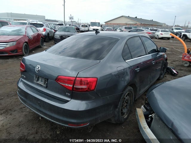 3VWWA7AJ2FM244484 Volkswagen Jetta Sedan Comfortline