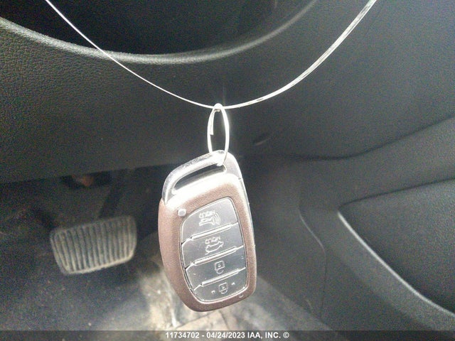 Hyundai Tucson Preferred 2020 KM8J3CA4XLU225243 Image 3