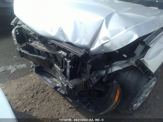 Hyundai Venue Se 2022 KMHRB8A34NU204806 Image 7