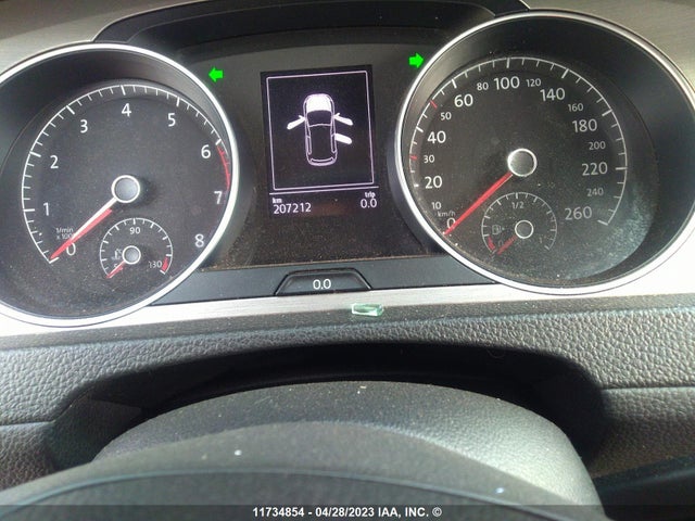 3VW217AU1HM040481 Volkswagen GOLF