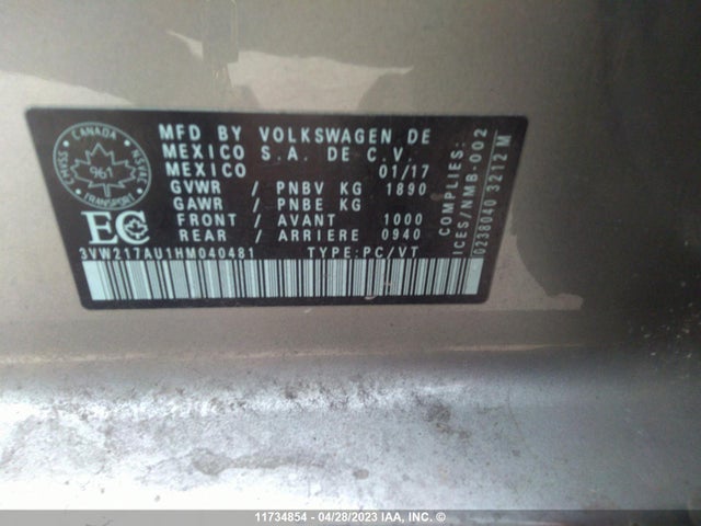 3VW217AU1HM040481 Volkswagen GOLF