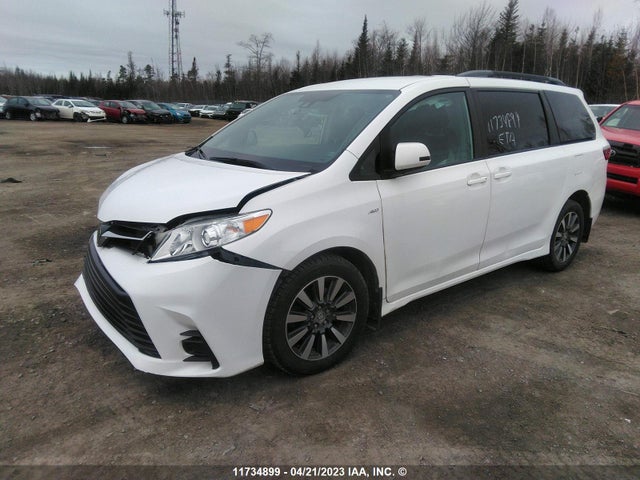 Toyota SIENNA LE 2019 5TDJZ3DC0KS213207 Image 2