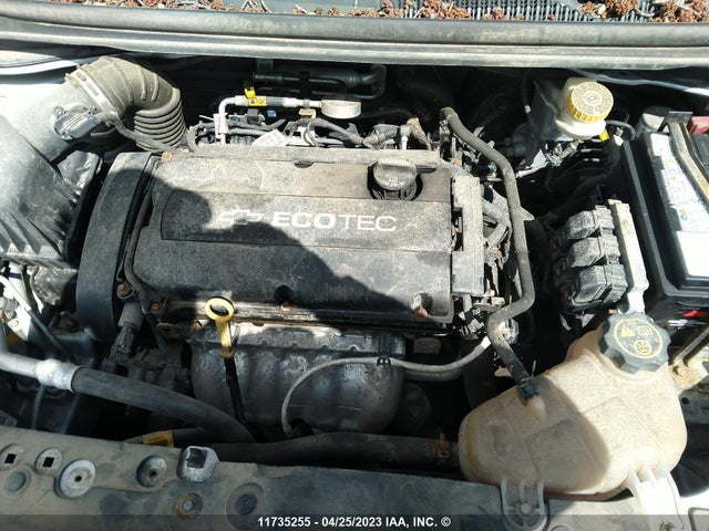 Chevrolet SONIC LS 2016 1G1JB5SH3G4106758 Image 10