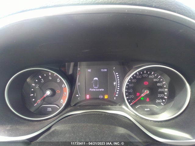 3C4NJDAB8JT209937 Jeep Compass Sport