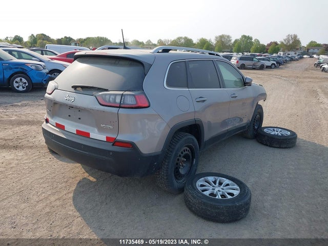 1C4PJMCB8MD137573 Jeep Cherokee North