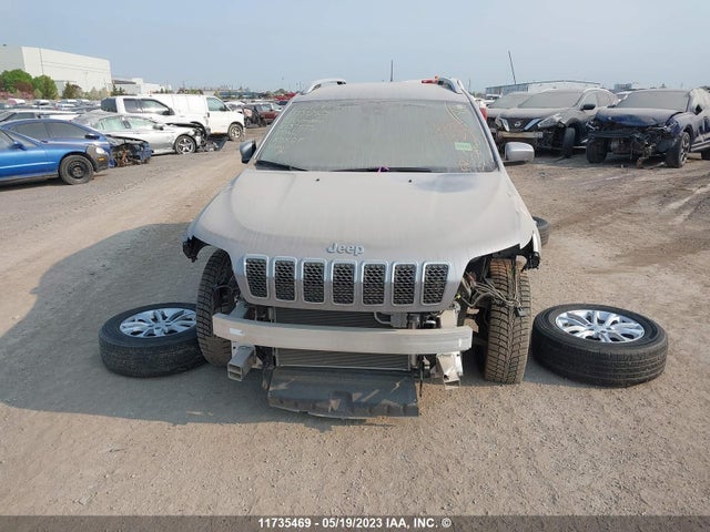 1C4PJMCB8MD137573 Jeep Cherokee North