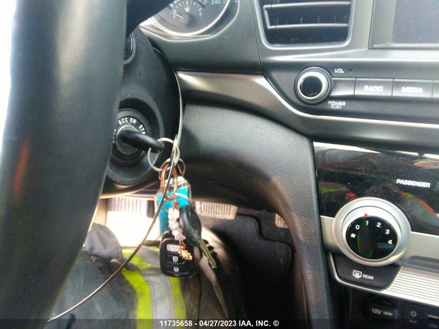 Hyundai Elantra Preferred 2019 KMHD84LFXKU863512 Image 3