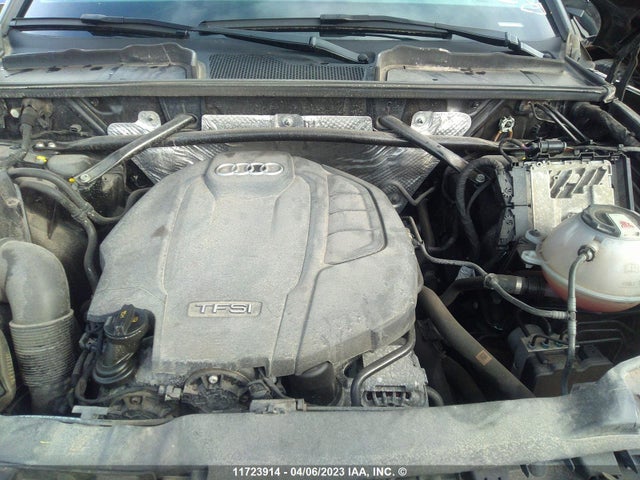 WA1FNAFY4J2073127 Audi Q5 Technik S-line