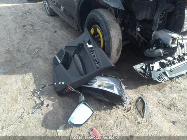 WA1FNAFY4J2073127 Audi Q5 Technik S-line