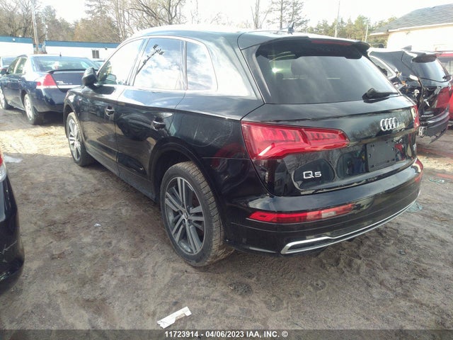 WA1FNAFY4J2073127 Audi Q5 Technik S-line