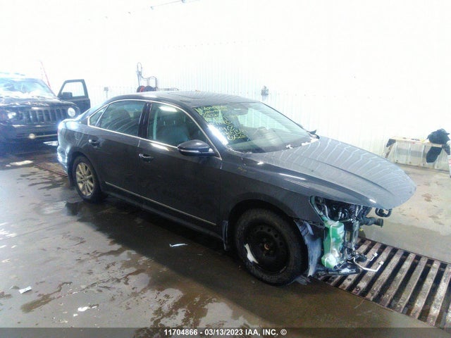 2017 1VWBT7A35HC057206 main image