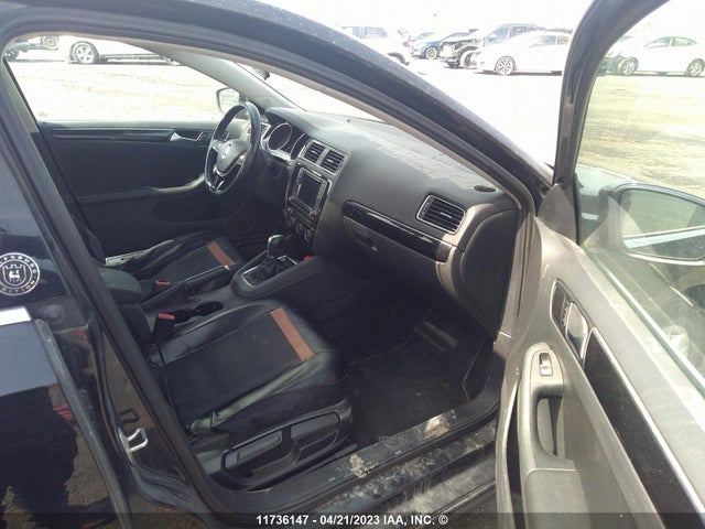 3VWDB7AJXHM250394 Volkswagen JETTA SE