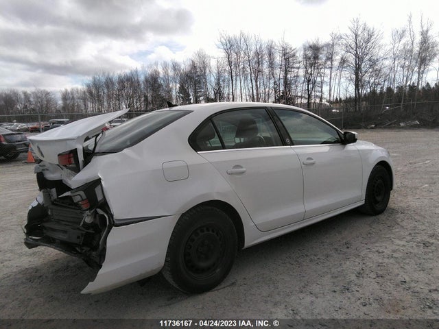 3VWDB7AJ9HM328924 Volkswagen JETTA SE