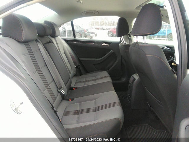 3VWDB7AJ9HM328924 Volkswagen JETTA SE