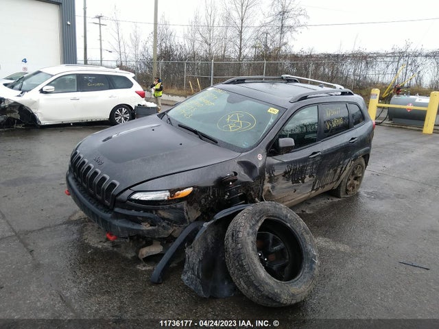 1C4PJMBSXHW587110 Jeep Cherokee Trailhawk