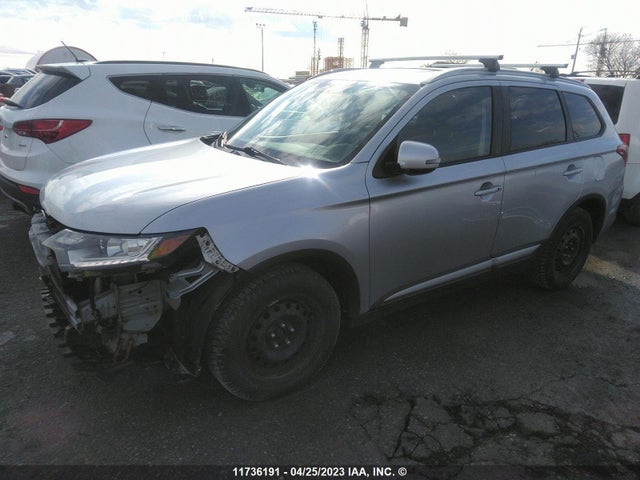 JA4AZ2A33GZ602194 Mitsubishi Outlander Es