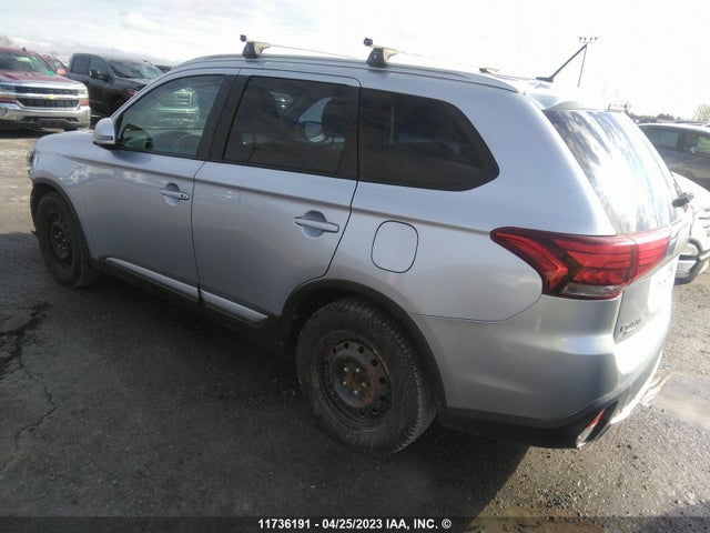 JA4AZ2A33GZ602194 Mitsubishi Outlander Es