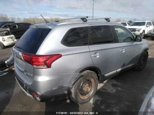 JA4AZ2A33GZ602194 Mitsubishi Outlander Es