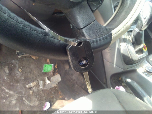 Ford ESCAPE SE 2014 1FMCU9G93EUD19513 Image 3