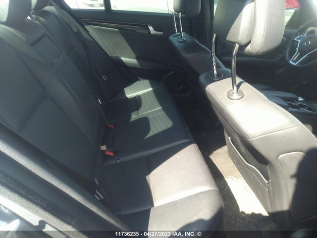 2012 Mercedes-benz C 350 4matic მანქანა იყიდება აუქციონზე, vin: WDDGF8JB3CA605968, აუქციონის ნომერი: 11736235