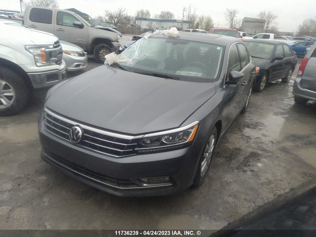 1VWBA7A35JC017512 Volkswagen PASSAT SE