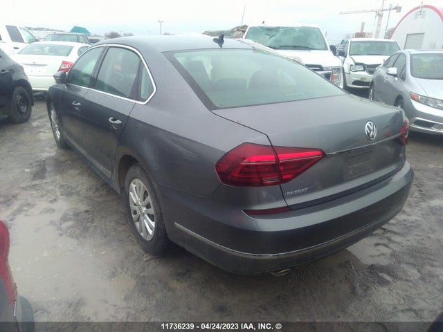 1VWBA7A35JC017512 Volkswagen PASSAT SE