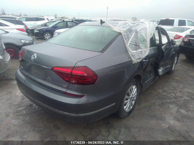 1VWBA7A35JC017512 Volkswagen PASSAT SE