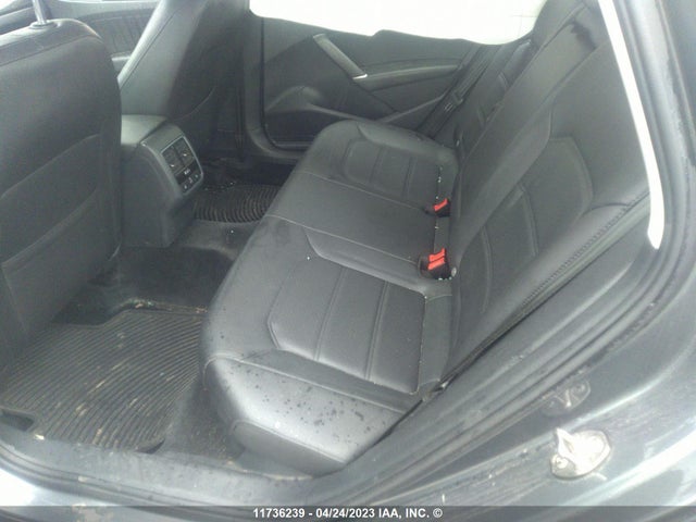 1VWBA7A35JC017512 Volkswagen PASSAT SE