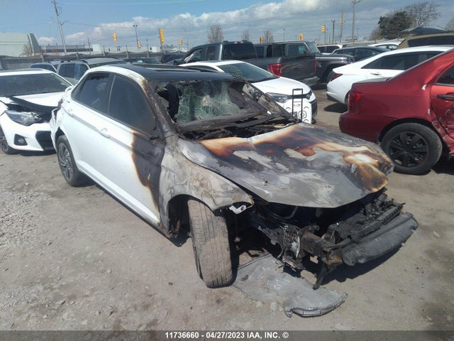 3VWG57BUXKM133242 auction archive image