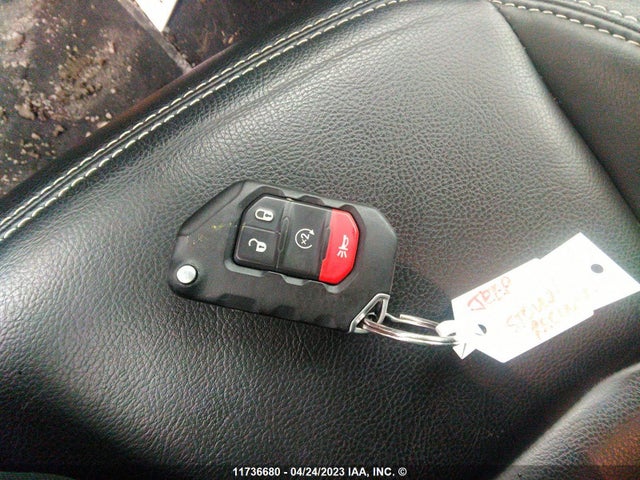 1C4HJXENXMW865008 Jeep TJ
