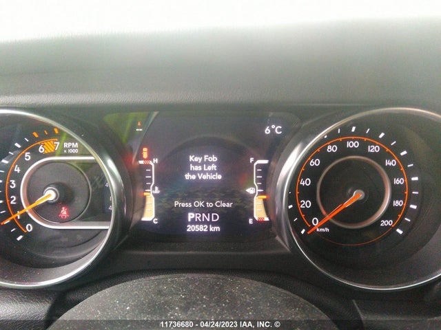 1C4HJXENXMW865008 Jeep TJ