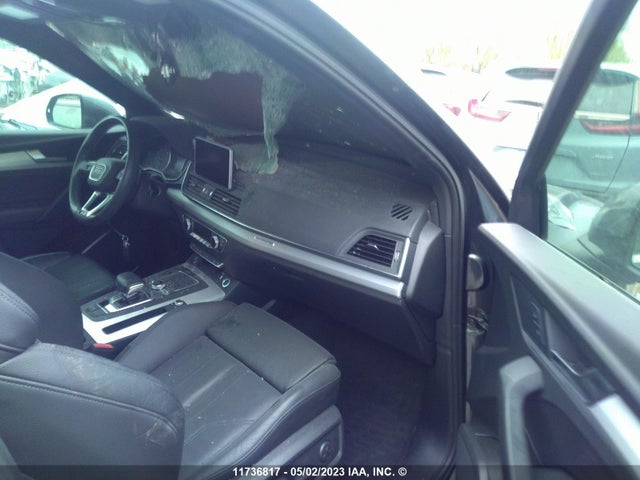WA1ENAFY9J2164549 Audi Q5 Progressiv