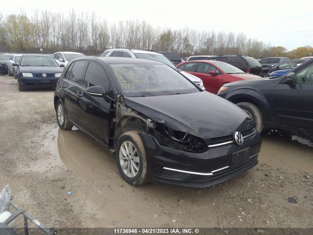 11736946 :رقم المزاد ، 3VWG17AU1JM281727 vin ، 2018 Volkswagen Golf Trendline/comfortline مزاد بيع