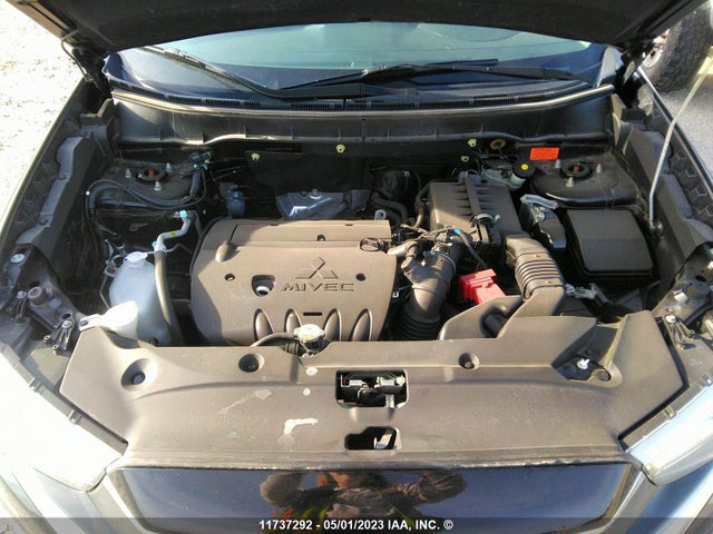 JA4AJ3AU3HZ600999 Mitsubishi RVR SE