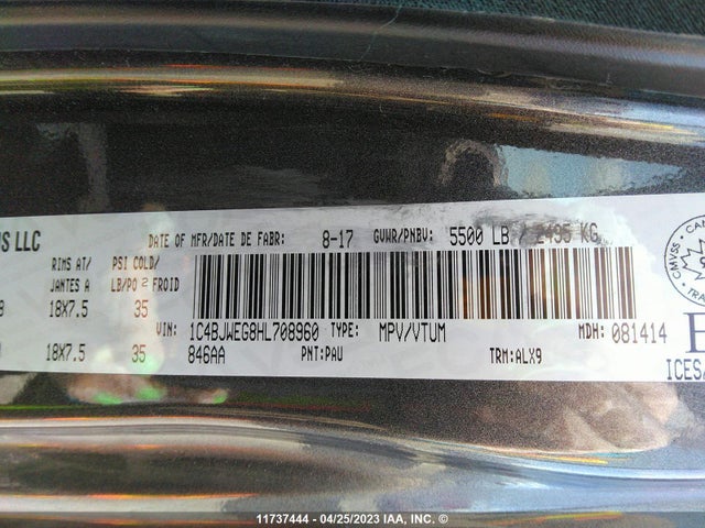 1C4BJWEG8HL708960 Jeep Wrangler Unlimited Sahara