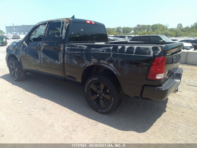 1C6RR7FG7NS229529 RAM 1500 Classic Express