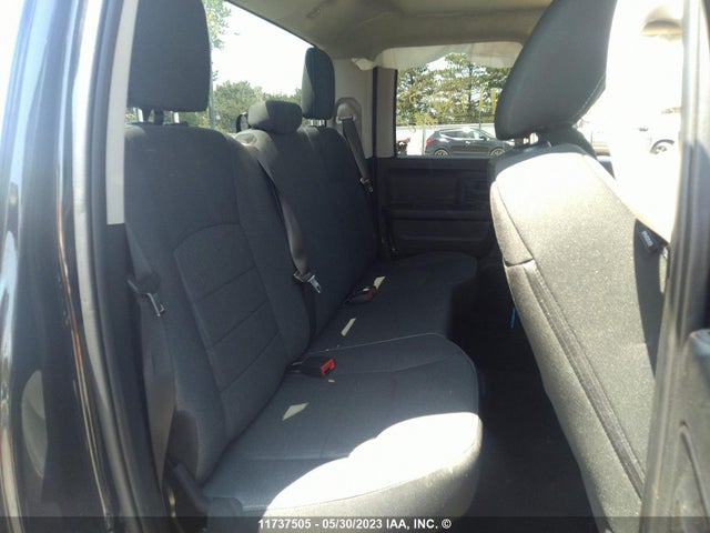 1C6RR7FG7NS229529 RAM 1500 Classic Express