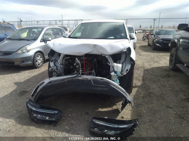 3GNAXUEV0NL275994 Chevrolet EQUINOX LT