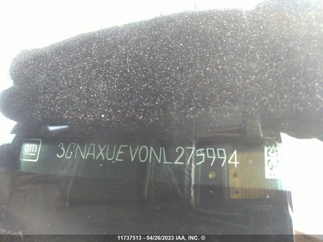 3GNAXUEV0NL275994 Chevrolet EQUINOX LT