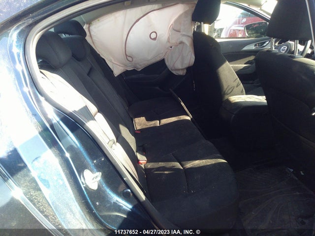Mazda Mazda3 Gs 2018 3MZBN1V79JM252458 Image 9