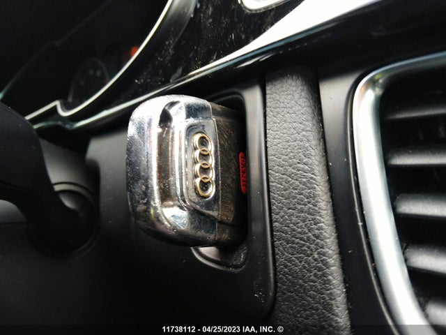 WAUBFCFL2FN003453 Audi A4 Komfort Plus