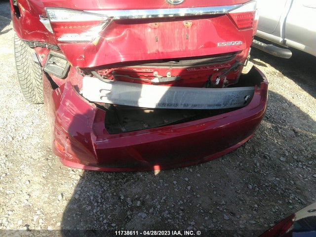 JTHBW1GG0F2077978 Lexus ES 300H